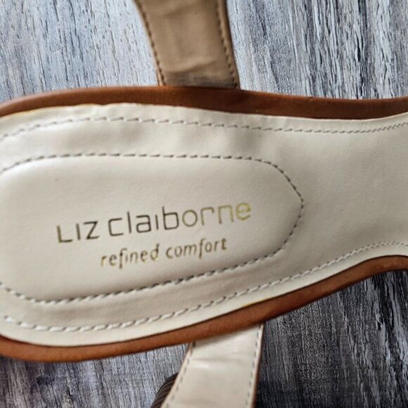 Liz Claiborne LC NIHOA Strappy Block Heel Brown Sandal - Picture 8 of 10